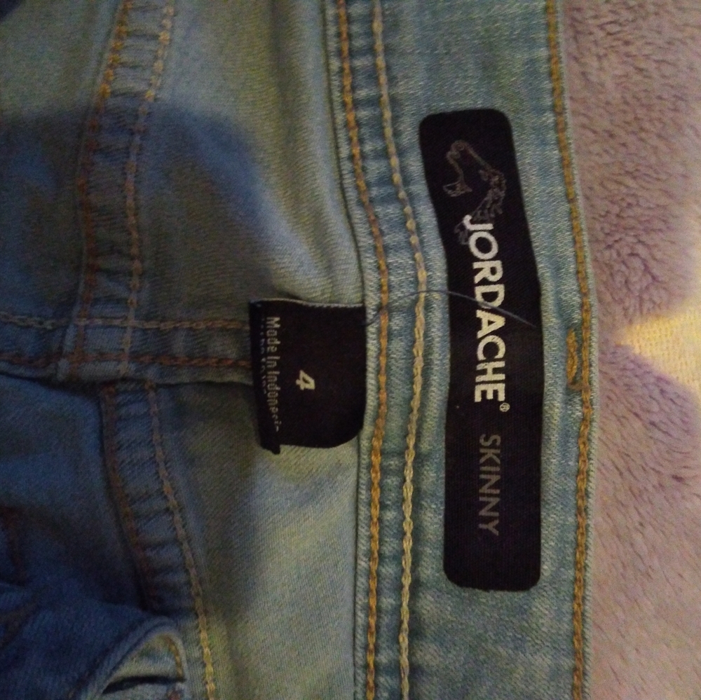 Skinny jeans